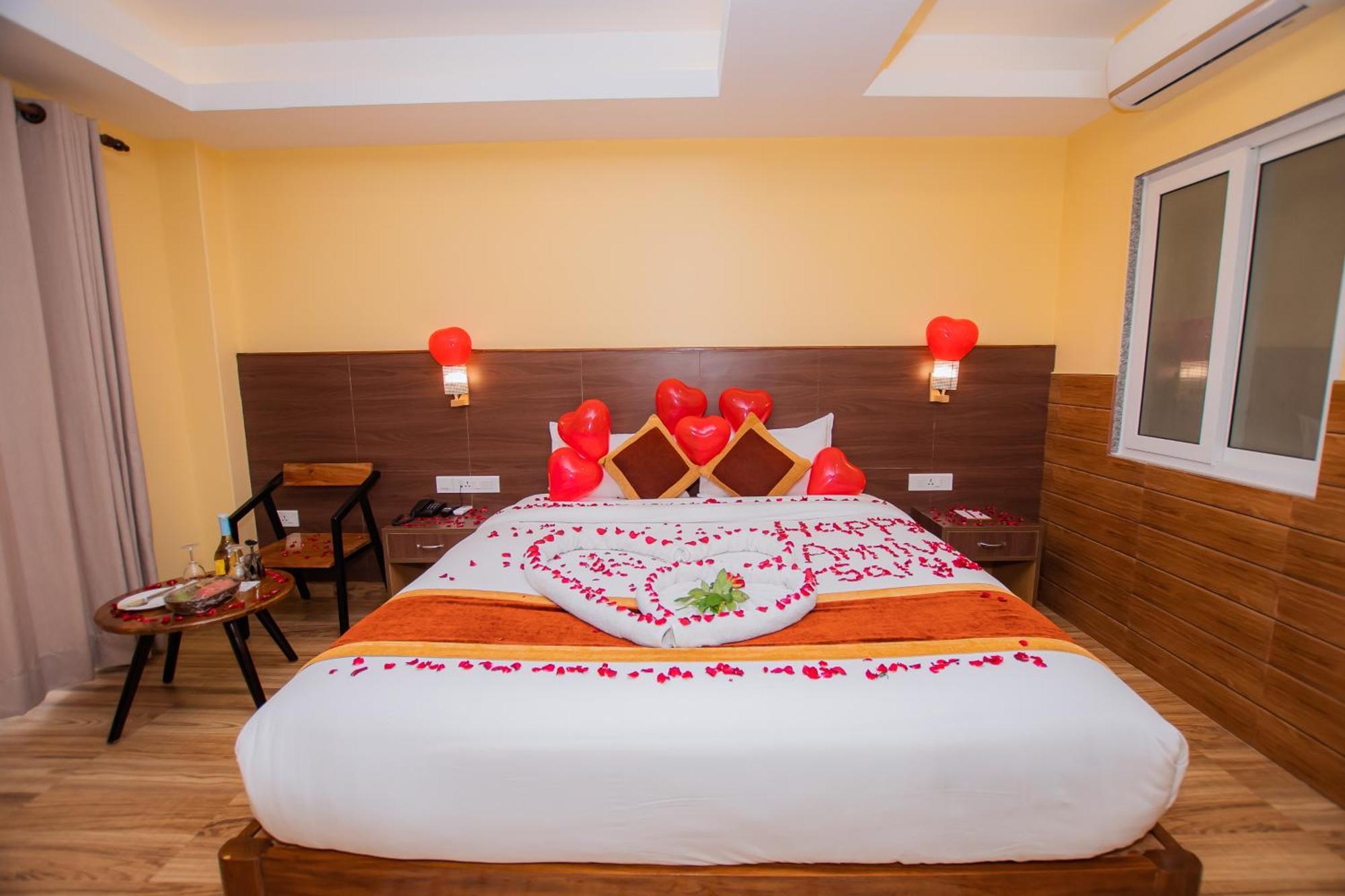 Hotel Hidden Kingdom Pokhara Exterior foto