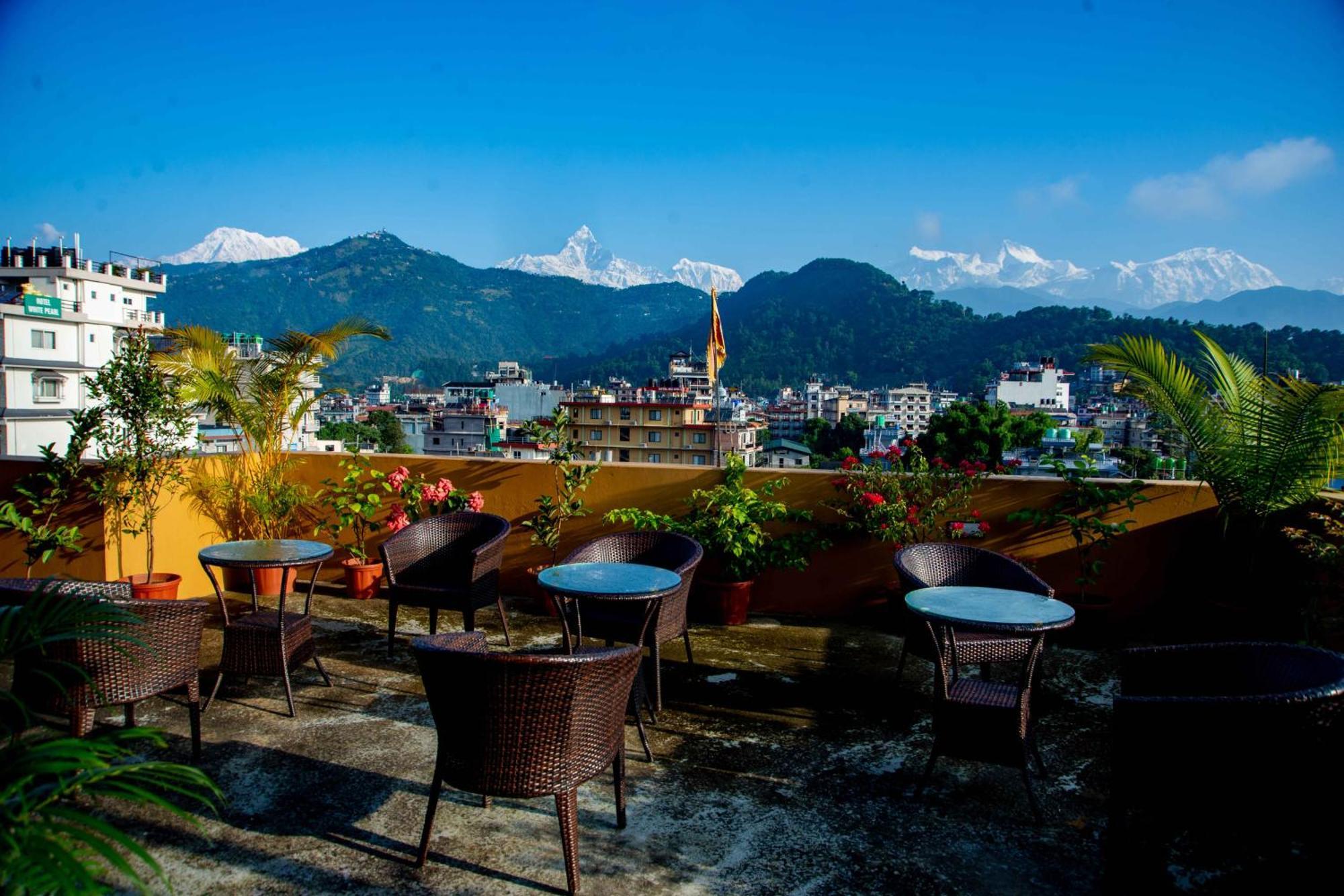 Hotel Hidden Kingdom Pokhara Exterior foto